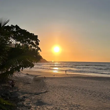 Apartamento Encantador Na Praia Do Tombo Guarujá Exterior foto